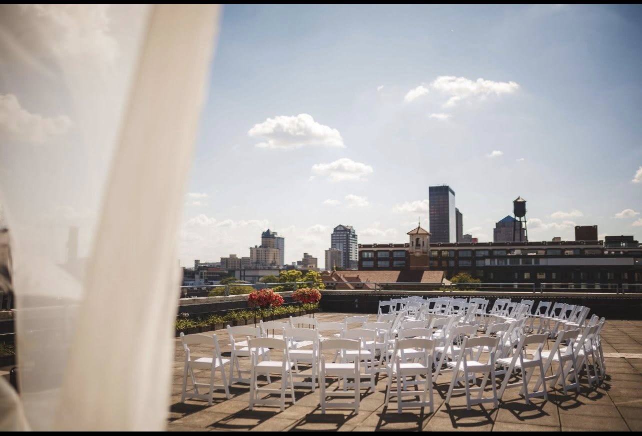 The Firefly - Photo 4